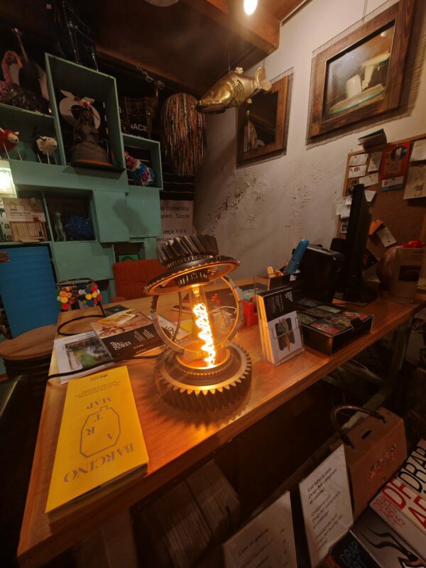 Gears - custom lamp 068, de Max Hierro - Imatge 3